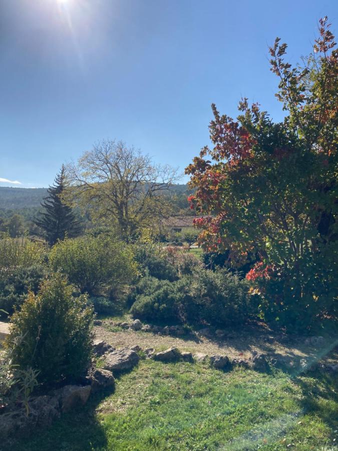 Le Gite D'Olves Ampus Bagian luar foto
